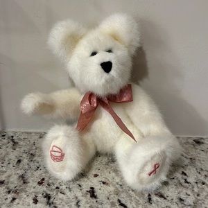 Boyds bear/breast cancer awareness/Longaberger